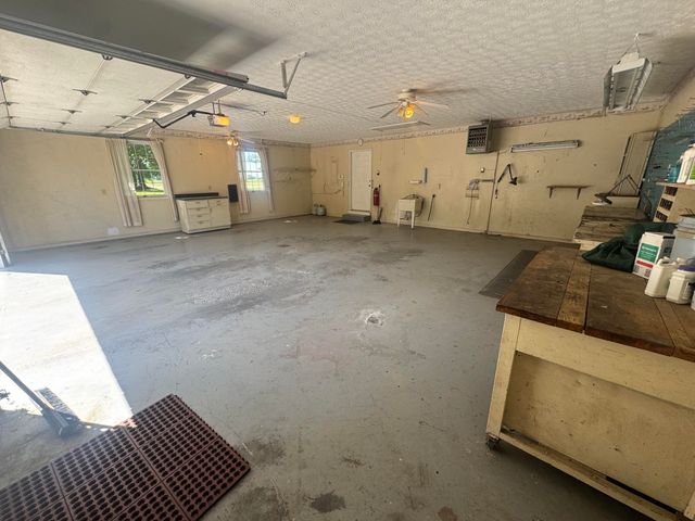 1050 Bluegrass Pike, Danville, KY 40422