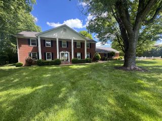 1050 Bluegrass Pike, Danville, KY 40422