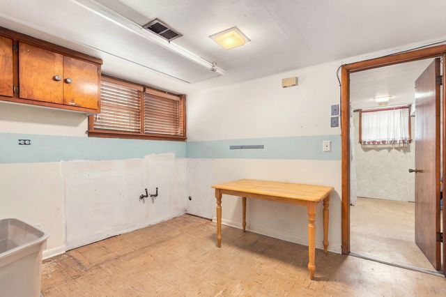 5340 S Mcvicker Avenue, Chicago, IL 60638