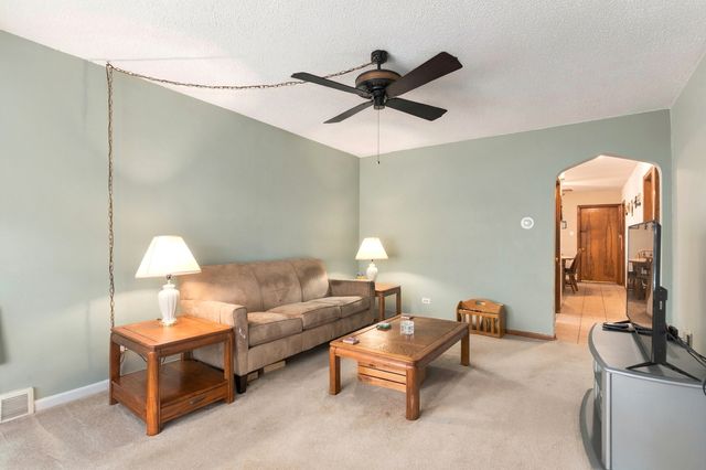 5340 S Mcvicker Avenue, Chicago, IL 60638