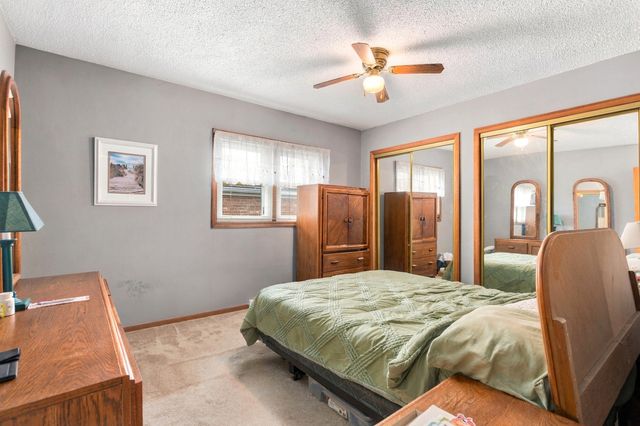 5340 S Mcvicker Avenue, Chicago, IL 60638