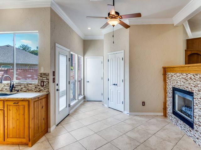 708 Whitetail Deer Lane, Crowley, TX 76036