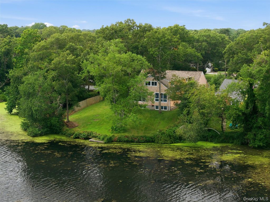 107 Lake Shore Drive, Patchogue, NY 11772 — photo 5