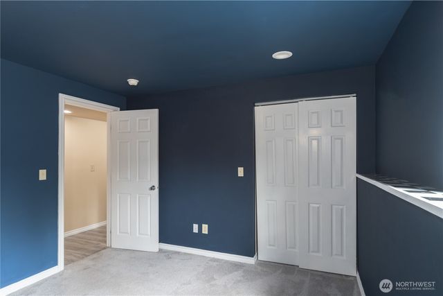 121 S 7th Avenue, Port Hadlock, WA 98339