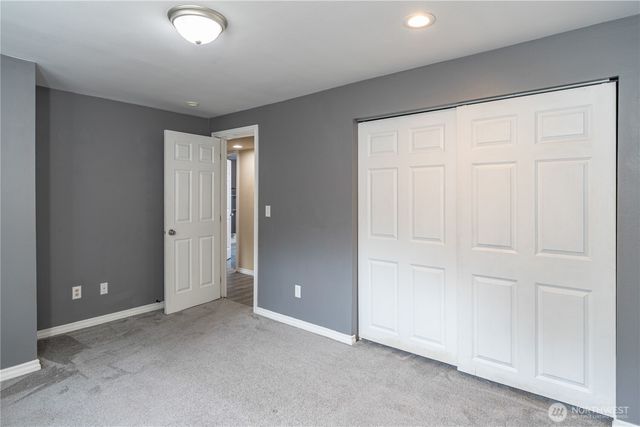 121 S 7th Avenue, Port Hadlock, WA 98339