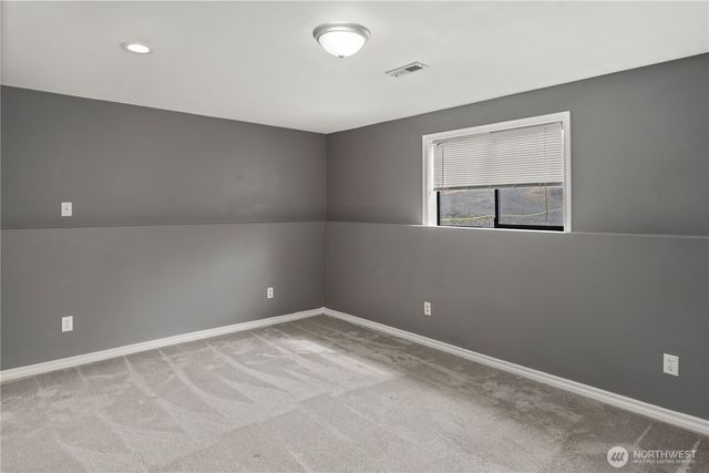 121 S 7th Avenue, Port Hadlock, WA 98339