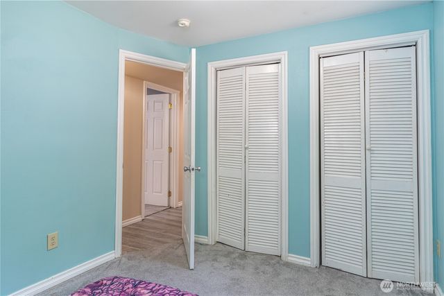 121 S 7th Avenue, Port Hadlock, WA 98339