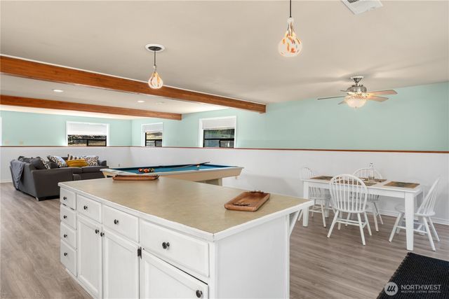 121 S 7th Avenue, Port Hadlock, WA 98339
