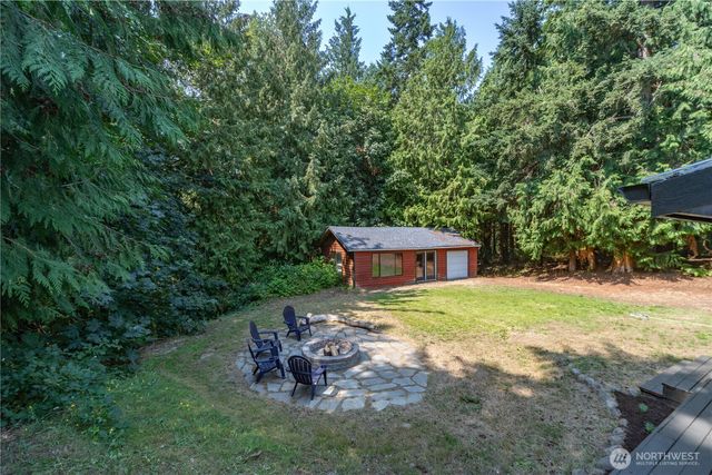 121 S 7th Avenue, Port Hadlock, WA 98339