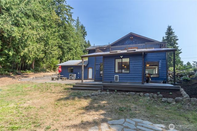 121 S 7th Avenue, Port Hadlock, WA 98339