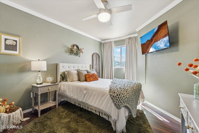 501 S SUNRISE Drive, Gilbert, AZ 85233