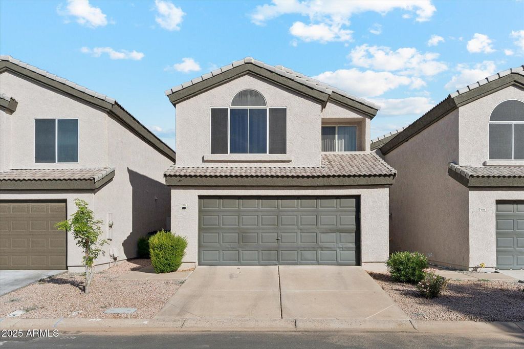 501 S SUNRISE Drive, Gilbert, AZ 85233