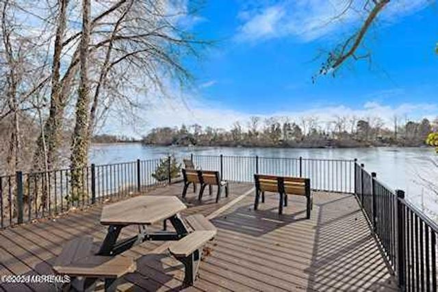 15 Lexington Court, Red Bank, NJ 07701