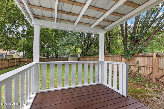 123 Pearson Ave, Knoxville, TN 37920
