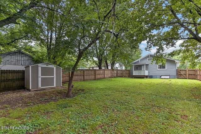 123 Pearson Ave, Knoxville, TN 37920