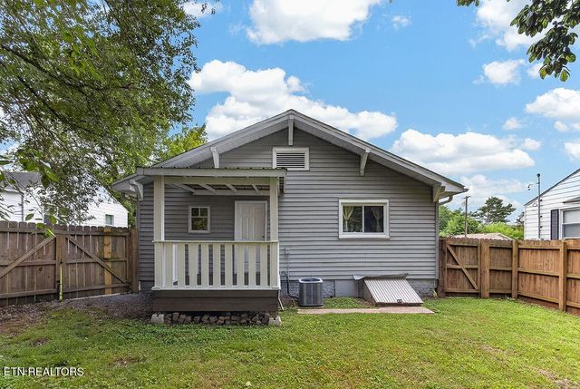 123 Pearson Ave, Knoxville, TN 37920