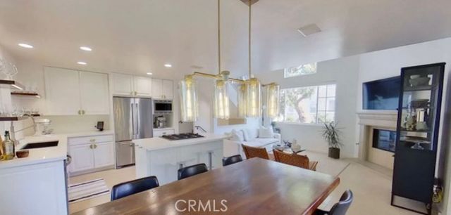 445 Begonia Avenue 6, Corona Del Mar, CA 92625