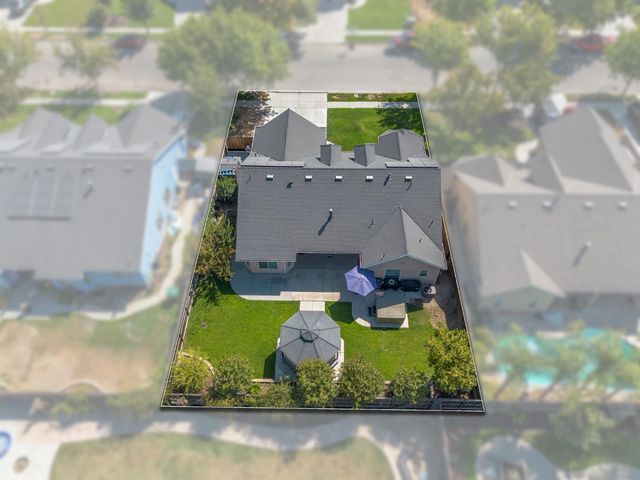 15906 W C Street, Kerman, CA 93630