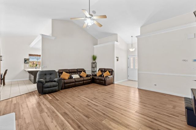 15906 W C Street, Kerman, CA 93630