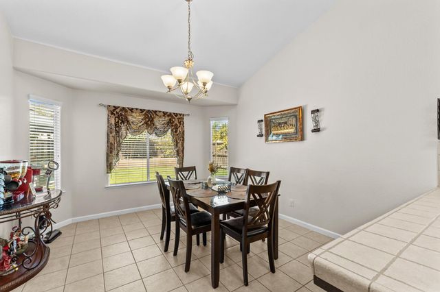 15906 W C Street, Kerman, CA 93630