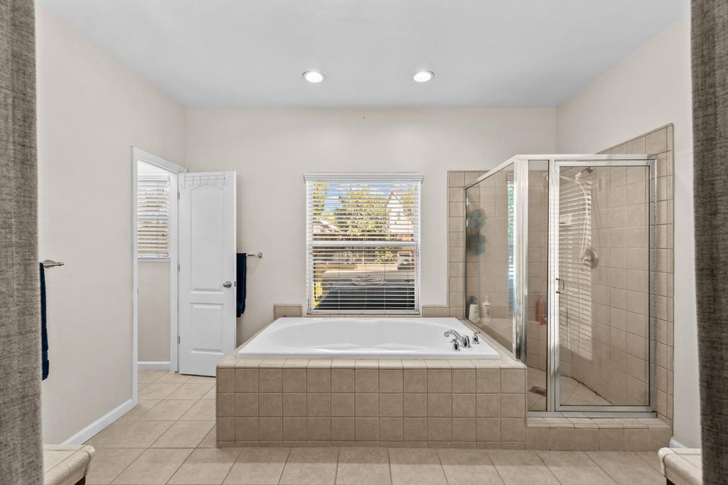 Image 14 of property listing at 15906 W C Street, Kerman, CA 93630