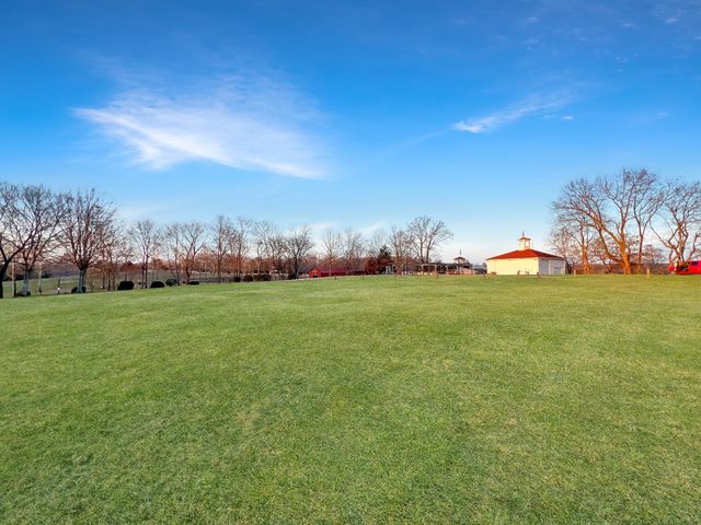 2982 Harvey Bowden Rd, Paris, TN 38242
