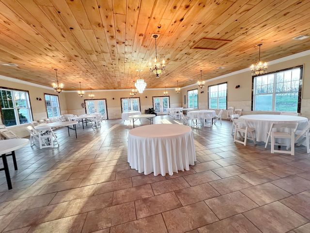 2982 Harvey Bowden Rd, Paris, TN 38242