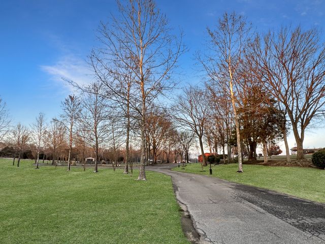 2982 Harvey Bowden Rd, Paris, TN 38242