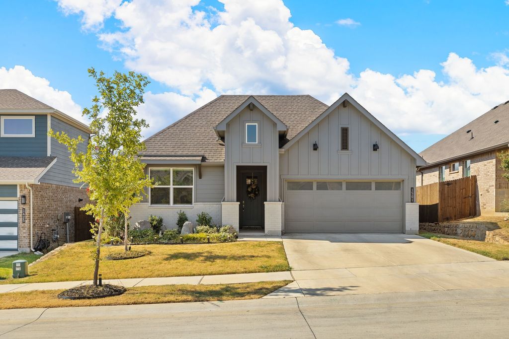 1501 Razorbill Road, Denton, TX 76205 — exterior