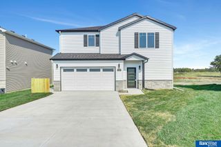3556 Pearl Crescent Drive, Lincoln, NE 68504