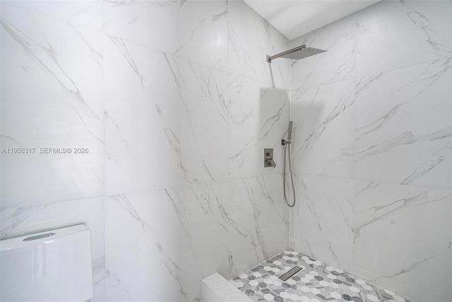 2115 NW 129th St, Miami, FL 33167