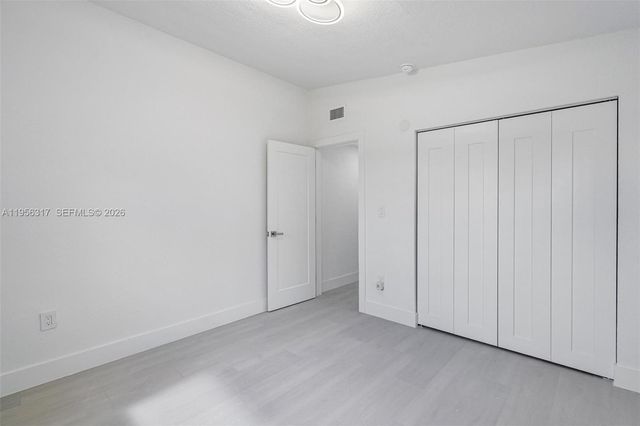 2115 NW 129th St, Miami, FL 33167