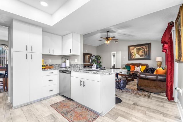 7825 GLASCOW DRIVE, New Port Richey, FL 34653