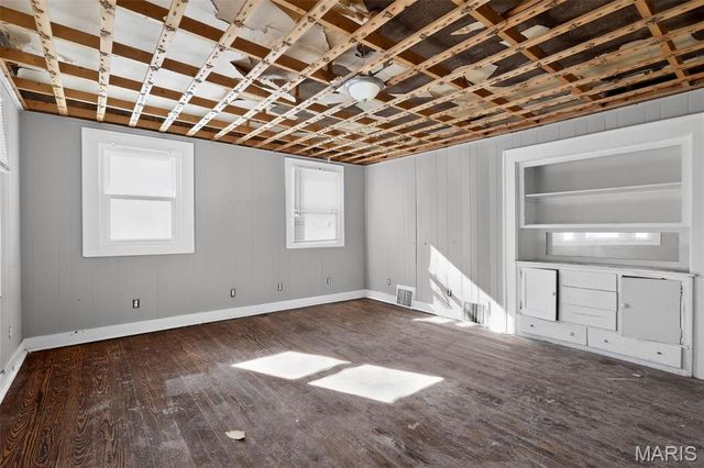 45 Beacon Avenue, St Louis, MO 63135