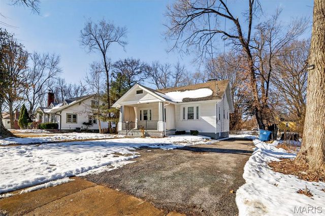 45 Beacon Avenue, St Louis, MO 63135