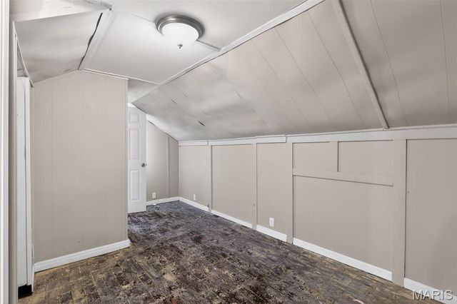 45 Beacon Avenue, St Louis, MO 63135