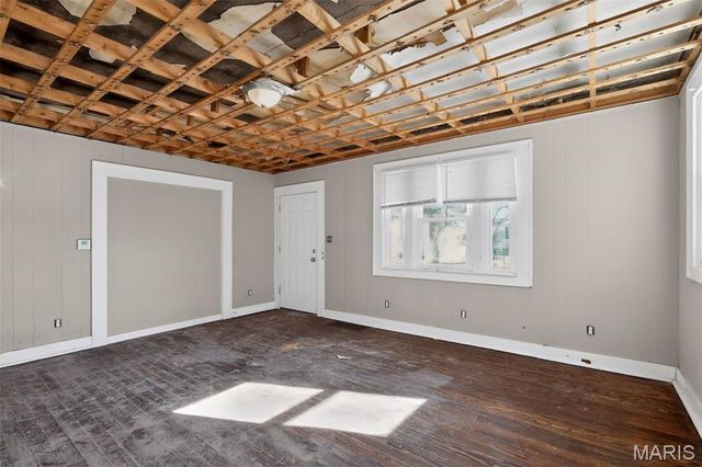 45 Beacon Avenue, St Louis, MO 63135