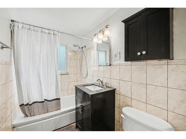 1250 Saulsbury St, Lakewood, CO 80214