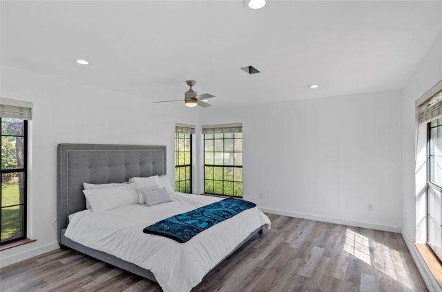 1400 E Shady Grove Road, Irving, TX 75060