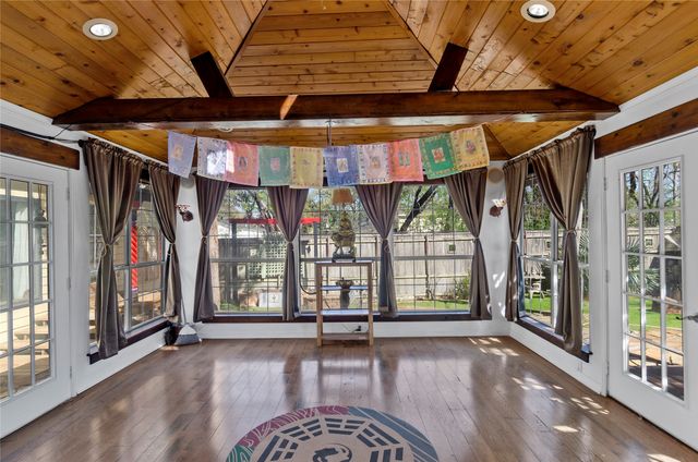 1400 E Shady Grove Road, Irving, TX 75060