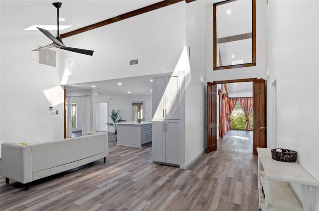 1400 E Shady Grove Road, Irving, TX 75060