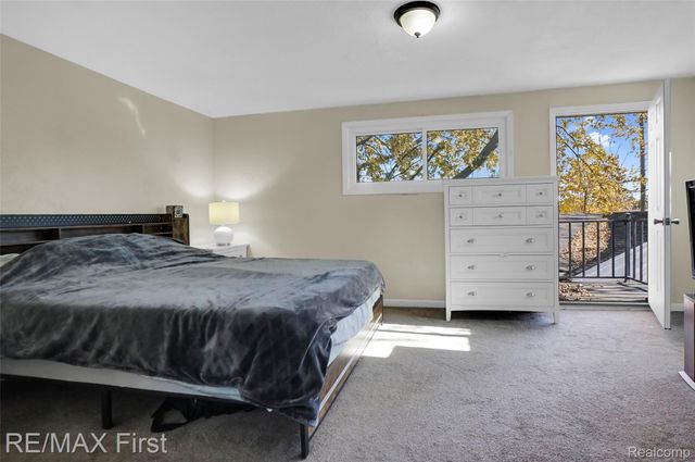 26730 Ridgemont Street, Roseville, MI 48066