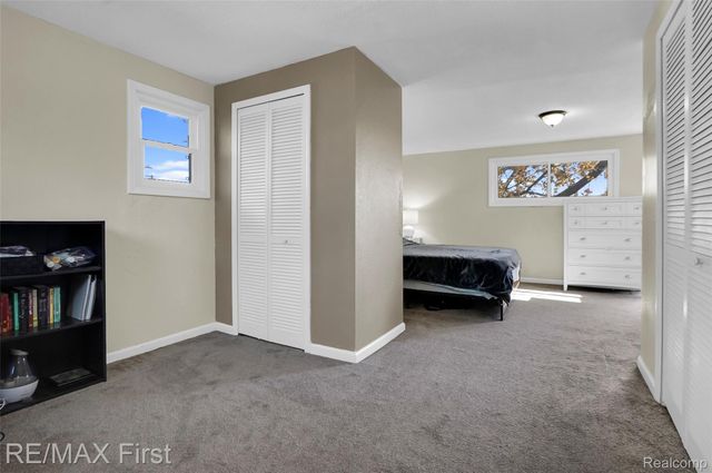 26730 Ridgemont Street, Roseville, MI 48066