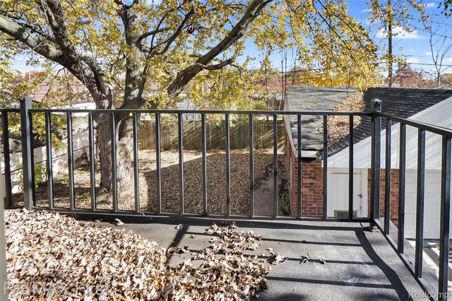 26730 Ridgemont Street, Roseville, MI 48066