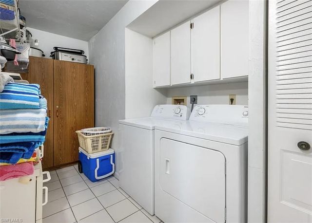 4080 Looking Glass LN # 2905, Naples, FL 34112