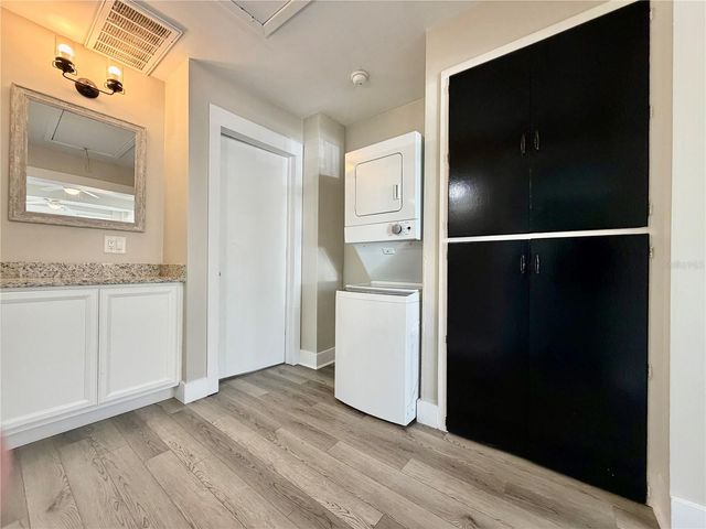 103 4TH STREET SE B, Winter Haven, FL 33880