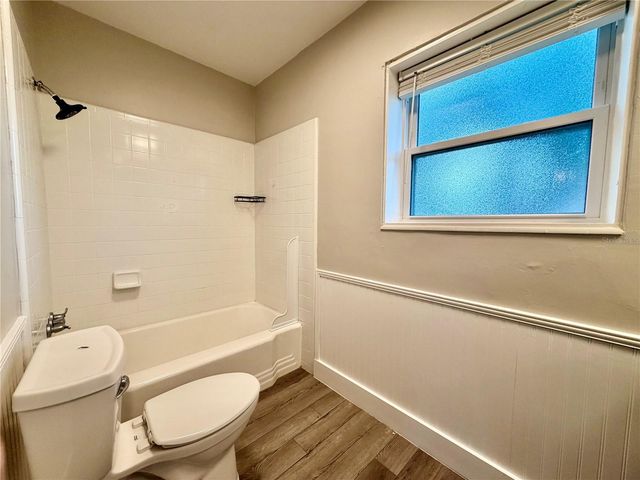 103 4TH STREET SE B, Winter Haven, FL 33880