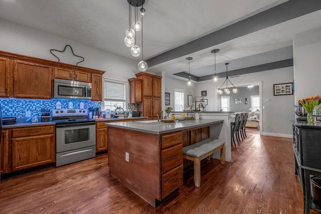 370 Mooreland Avenue, Harrodsburg, KY 40330