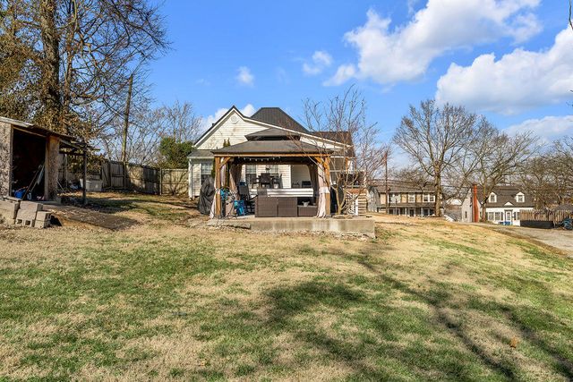 370 Mooreland Avenue, Harrodsburg, KY 40330