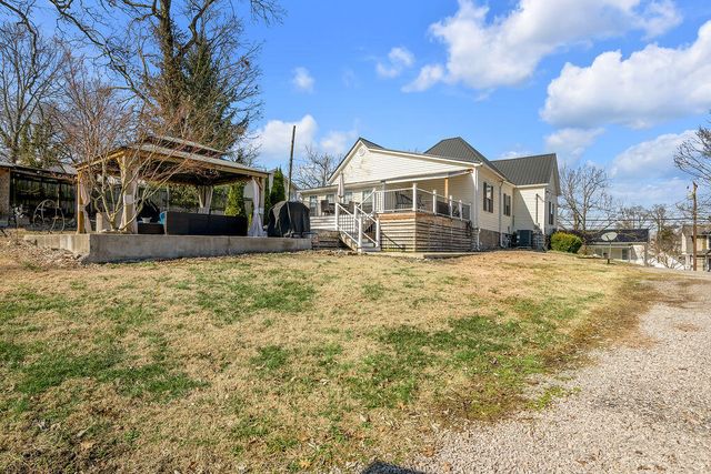 370 Mooreland Avenue, Harrodsburg, KY 40330